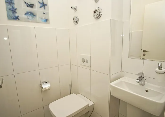 Apartment Balkon, gratis Nutzung vom AHOI Erlebnisbad und Sauna in Sellin- Meeresblick FeWo 59